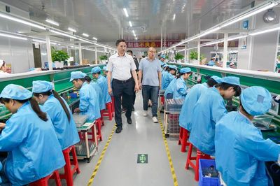 李玉甫率队赴广东开展投资促进活动，聚焦电子产品研发与销售合作